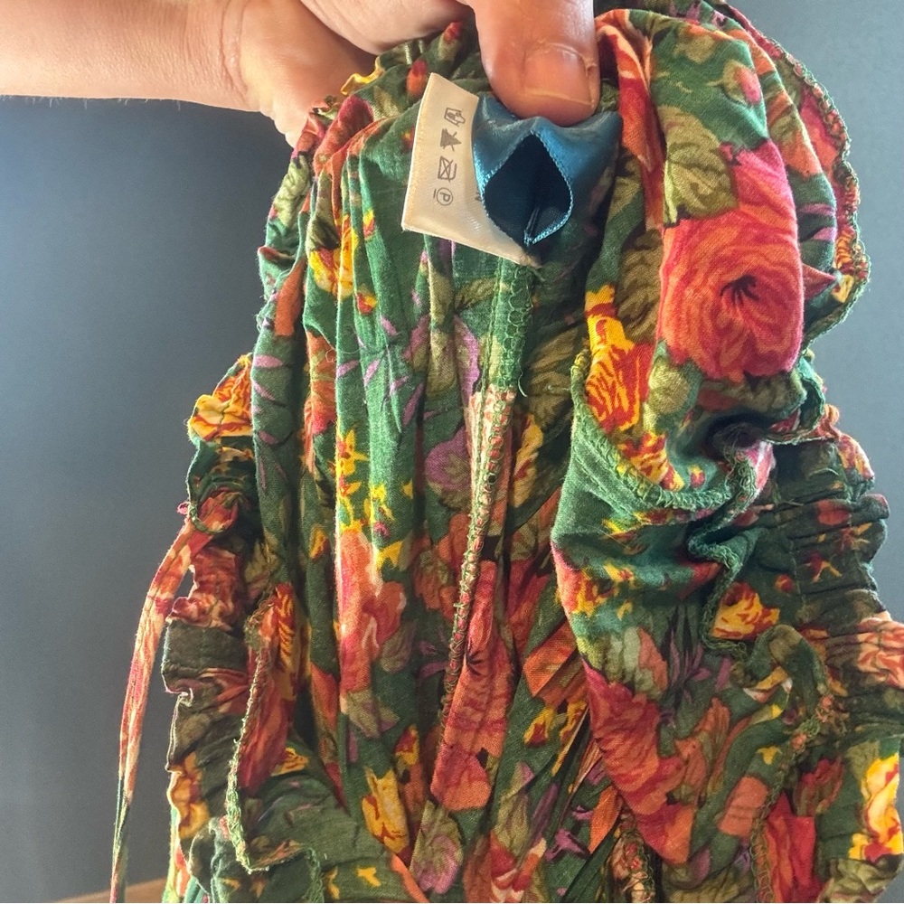 Green Floral Maxi Dress with Spaghetti Straps - Picture 10 of 12